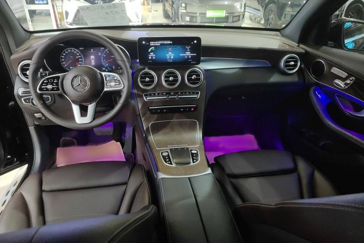 Used Mercedes-Benz GLC 2020 Facelift GLC 300 L 4MATIC Dynamic Edition
