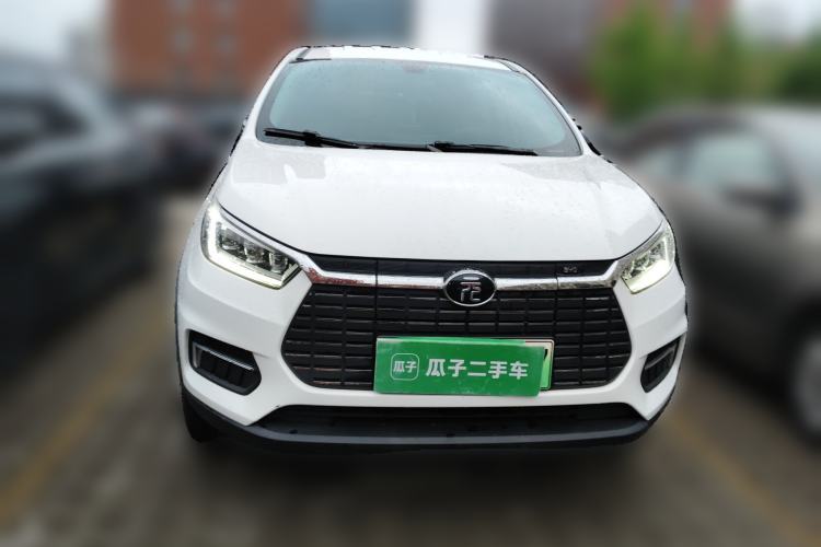 Used BYD Yuan New Energy 2019 EV535 Smart Connect Trendsetting Model
