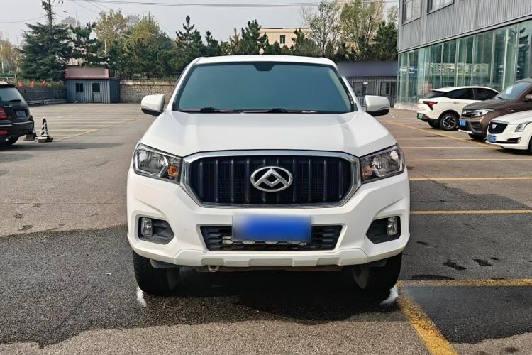 Used SAIC MAXUS T60 2017 2.0T Gasoline Automatic Two-Wheel Drive High-Ride Comfort-Grade Standard Cabin