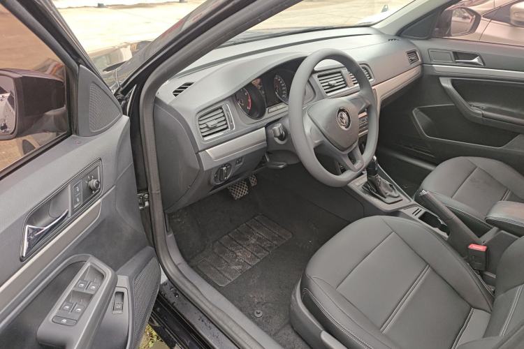 Used Volkswagen Lavida 2017 1.6L Automatic Fashion Edition
