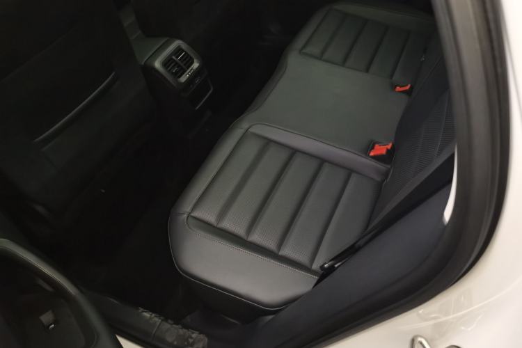 Used Volkswagen Tharu 2022 280TSI Two-Wheel-Drive Luxury Edition Left Rear Seat