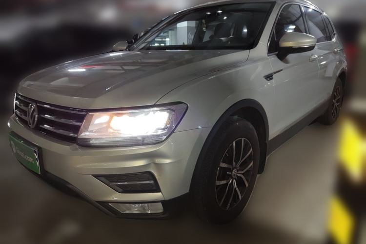 Used Volkswagen Tiguan L 2017 330TSI Automatic Two-Wheel Drive Luxury Edition