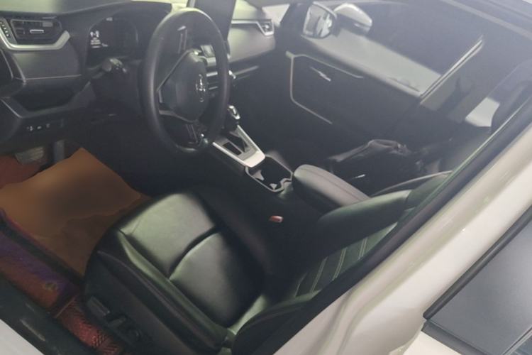 Used Toyota RAV4 2022 2.0L CVT Two-Wheel Drive Fashion Plus Edition
