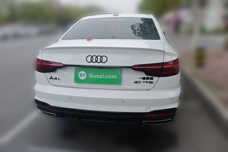 Used Audi A4L 2023 40 TFSI Bang & Olufsen Starry Night Edition
