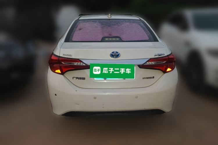 Used Toyota Levin 2016 Dual-Engine 1.8H GS E-CVT Elite Model with Sunroof Rear