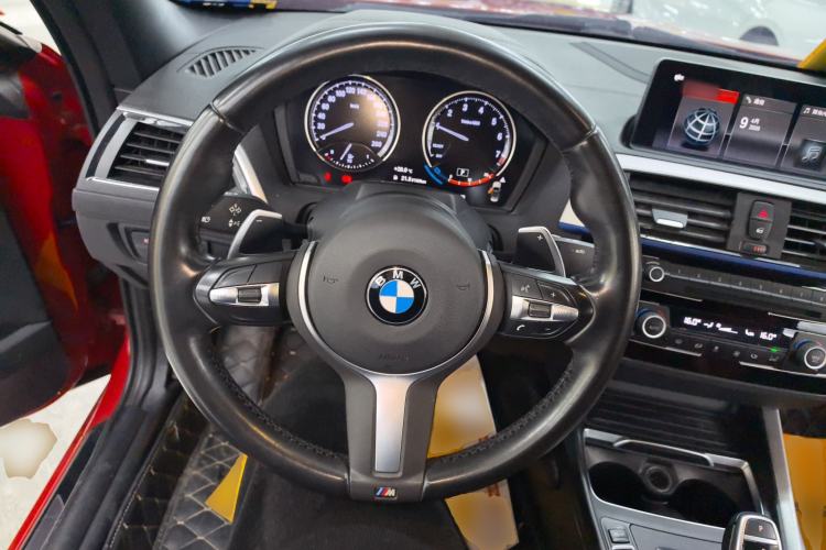 Used BMW 2 Series 2019 225i Convertible Coupe Luxury Edition M Sport Package Steering Wheel