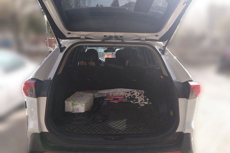 Used Toyota RAV4 2021 Dual-Engine 2.5L E-CVT Four-Wheel Drive Elite PLUS Edition Trunk