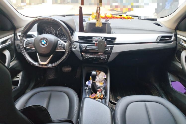 Used BMW X1 2018 sDrive20Li Leading Model
