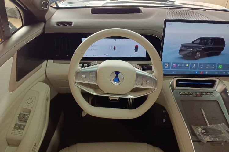 Used Denza N8L 2025 Model Flagship Model