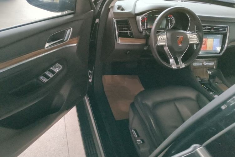 Used Roewe RX8 2019 30T Smart Connectivity Two-Wheel Drive Supreme Flagship Edition