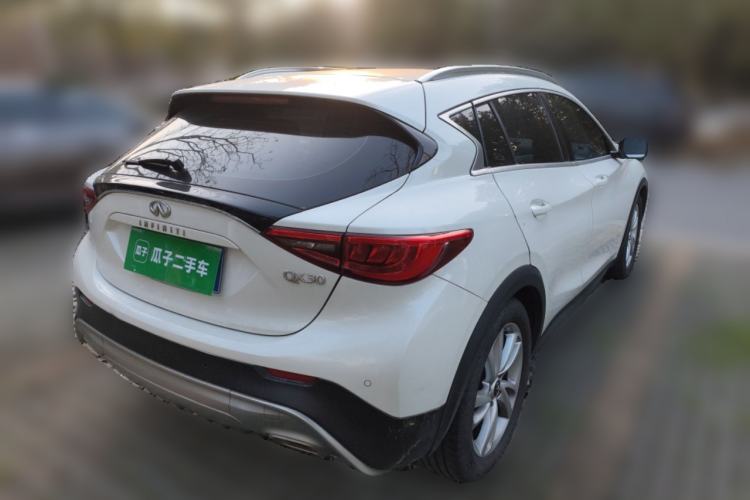 Used Infiniti QX30 2017 1.6T Two-Wheel-Drive Sport Edition