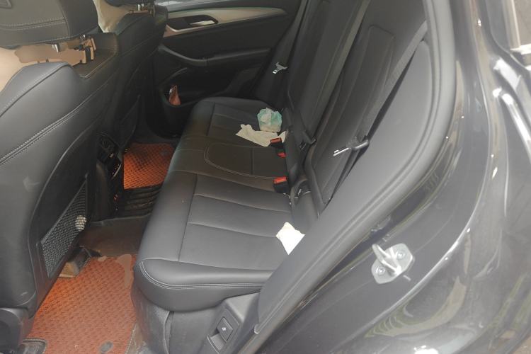 Used BMW X4 2022 xDrive 30i M Sport Package Left Rear Seat