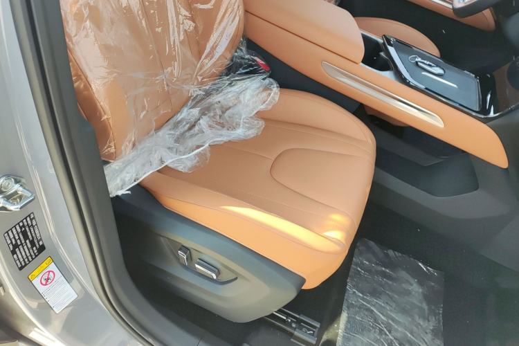 Used Bestune Yueyi 07 2025 210km Joyful Edition