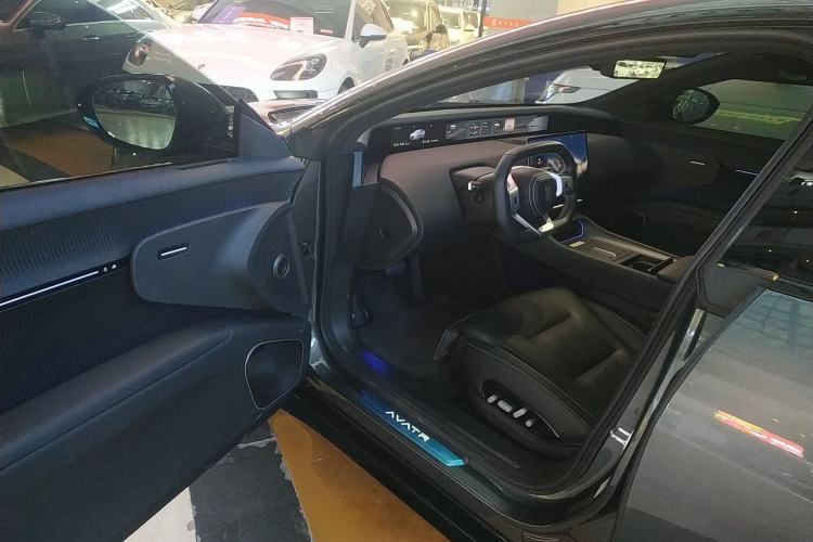 Used Avatr 12 2025 Ultra Extended-Range Edition
