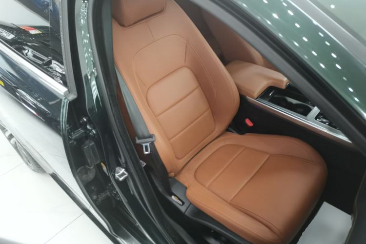 Used Jaguar XEL 2021 2.0T 250 PS R-DYNAMIC S Advanced Sport Edition Right Front Seat