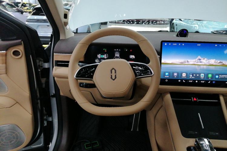 Used Hima AITO M7 2024 1.5T Intelligent Drive 4WD Ultra Version 5 Seats
