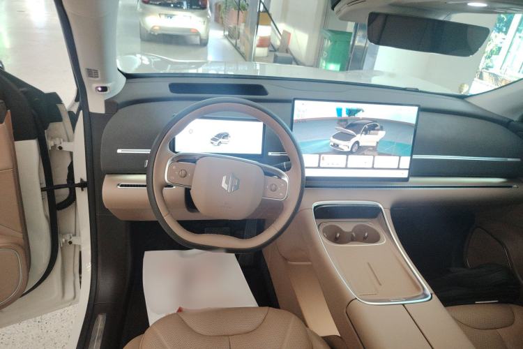 Used Leapmotor C11 2026 All-Electric 640 LiDAR Prestige Edition Steering Wheel