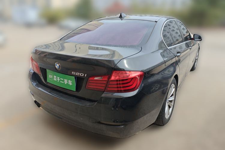 Used BMW 5 Series 2014 520i Elegant Edition Rear Right 45 Deg