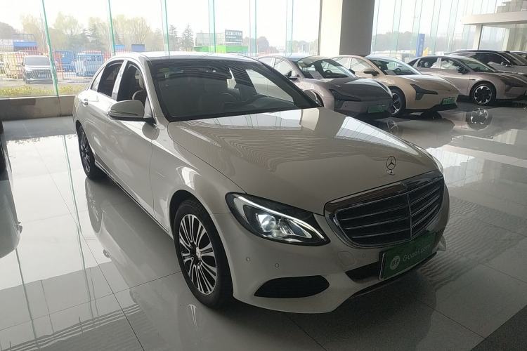 Used Mercedes-Benz C-Class 2016 C 200 L
