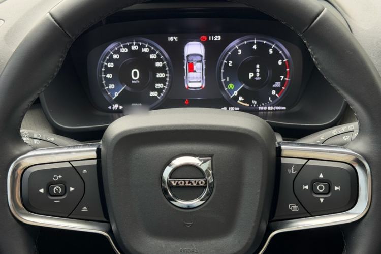 Used Volvo XC40 2022 T4 Four-Wheel Drive Smart & Luxurious Edition Interior 5