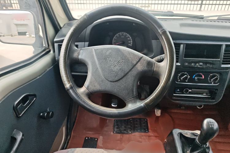 Used Wuling Zhiguang 2013 1.0L Practical Version
