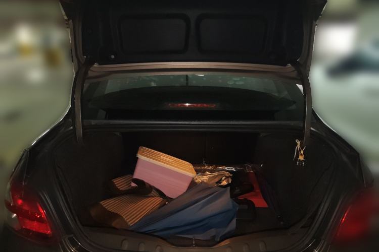 Used Peugeot 301 2014 1.6L Manual Luxury Edition Trunk