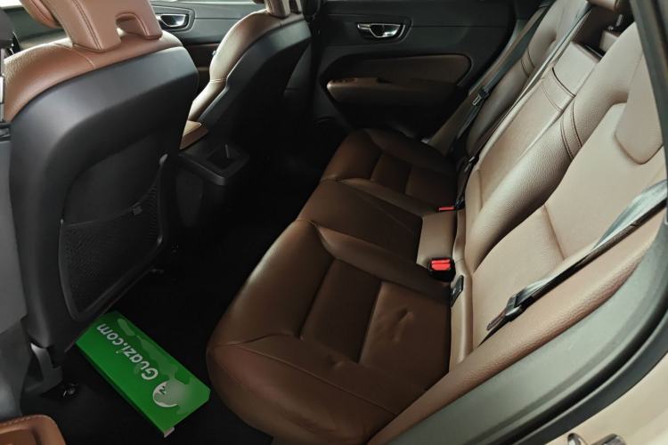 Used Volvo XC60 2021 T5 4x4 Smart Luxury Edition