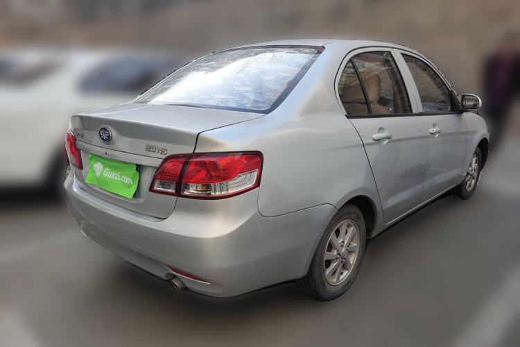 Used FAW Xiali N5 2014 1.0L Manual Standard Edition
