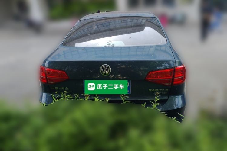 Used Volkswagen Sagitar 2015 230TSI Automatic Comfort Version
