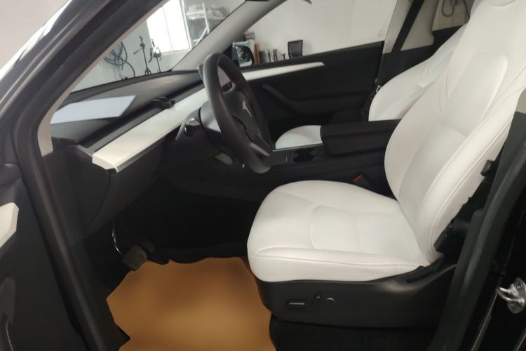 Used Tesla Model Y 2022 Rear-Wheel-Drive Version