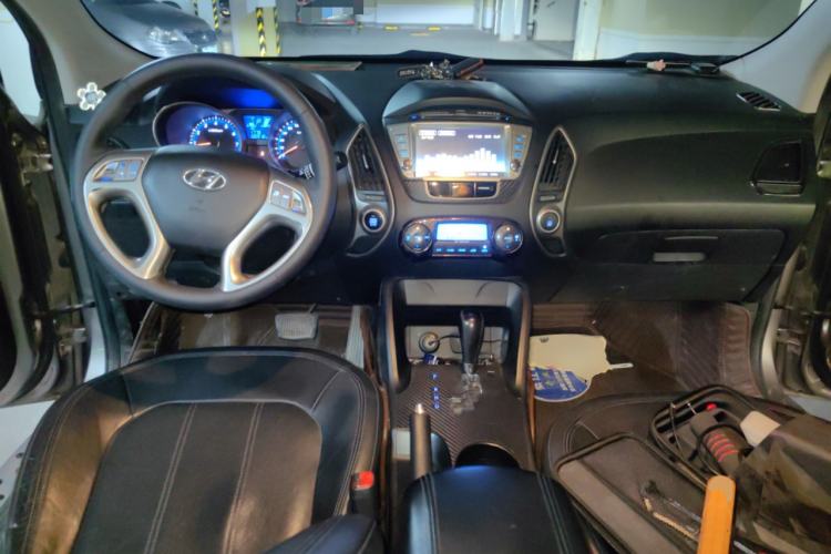 Used Hyundai ix35 2010 2.0L Automatic Two-Wheel Drive Elite Edition GLS