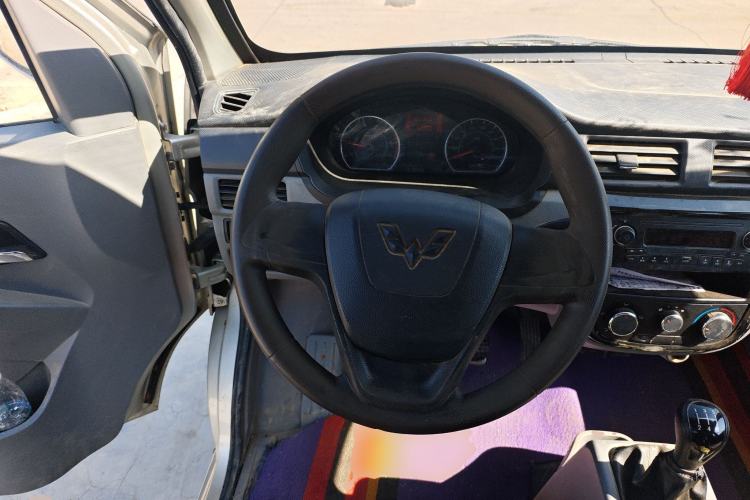 Used Wuling Zhiguang 2015 1.2L S Standard Model LSI