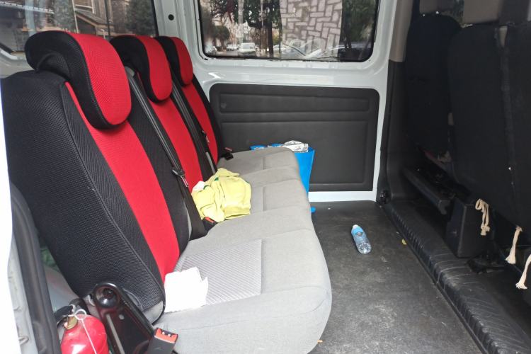 Used Ford Transit 2017 2.0T Diesel Multi-Purpose Commercial Vehicle Short Wheelbase Low Roof China IV Standard