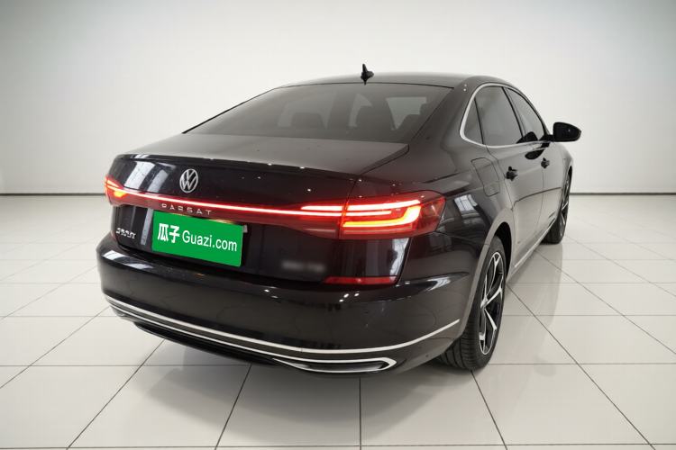 Used Volkswagen Passat 2024 380TSI Starry Dragon Edition Rear Right 45 Deg