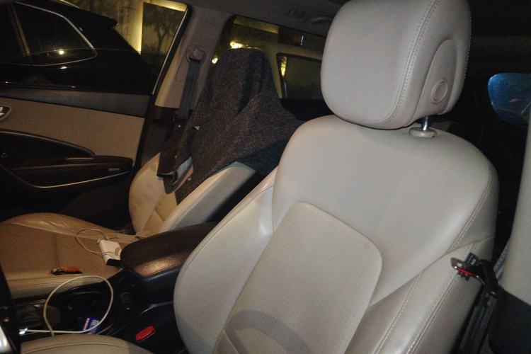 Used Hyundai Grand SantaFe 2013 2.2T 7-Seater Four-Wheel-Drive Luxury Edition
