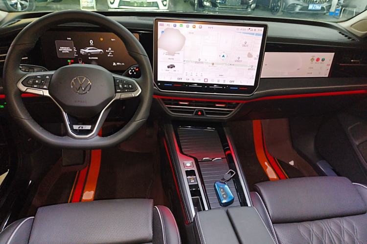 Used Volkswagen Magotan 2026 380TSI DSG Prestige Package—Daimai Package Interior 2