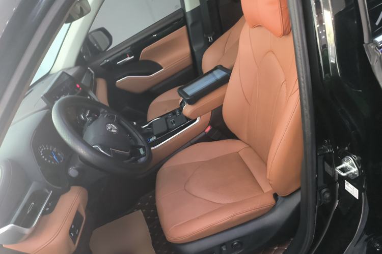 Used Toyota Highlander 2023 2.5L Smart Electric Hybrid Dual-Engine Four-Wheel Drive Prestige Version – 7 Seats
