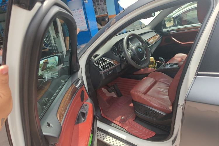 Used BMW X6 2013 xDrive35i
