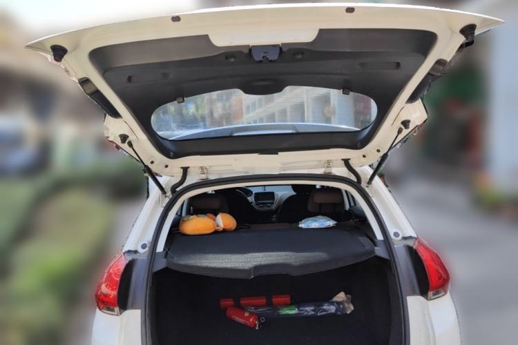 Used Peugeot 2008 2014 1.6L Automatic Fashion Edition