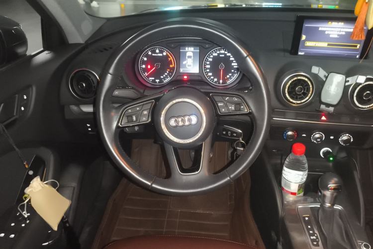 Used Audi A3 2020 Restyled Limousine 35 TFSI Ambition Version China VI
