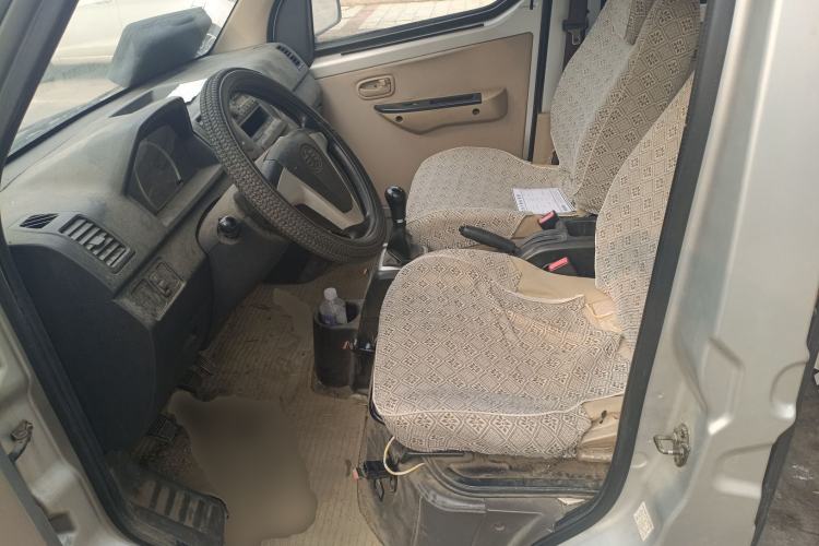 Used FAW Jiabao V75 2015 1.0L Standard Version DAM10AR