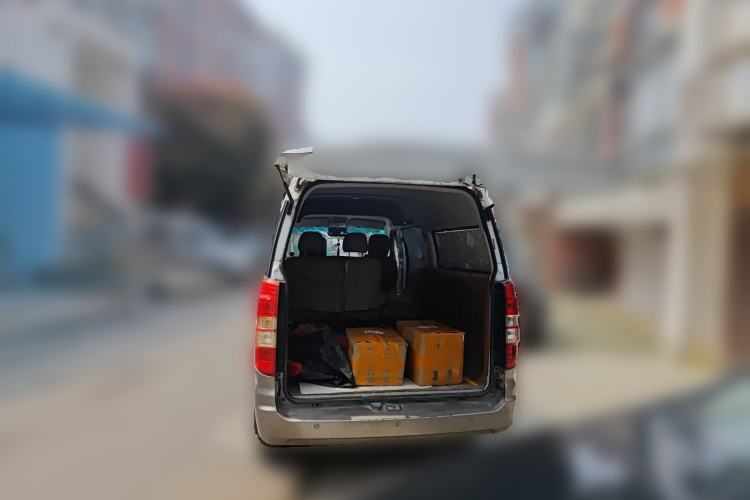 Used Jinbei New Hiace X30L 2018 1.5L Box Truck Wealth Edition DLCG14 Trunk