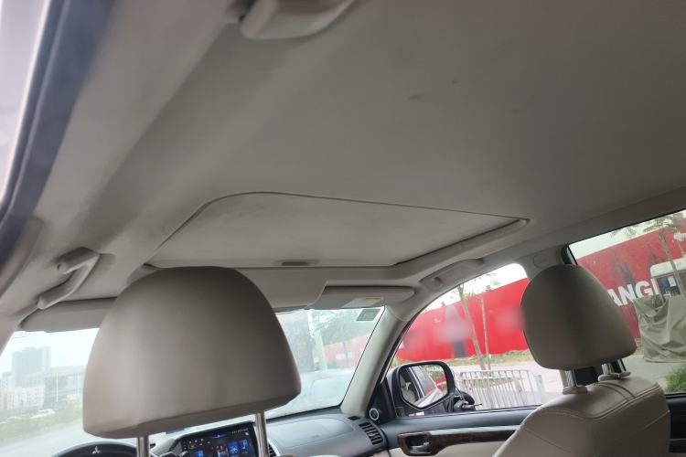 Used Mitsubishi Pajero Sport 2013 3.0L Automatic Two-Wheel Drive Luxury Edition Headliner