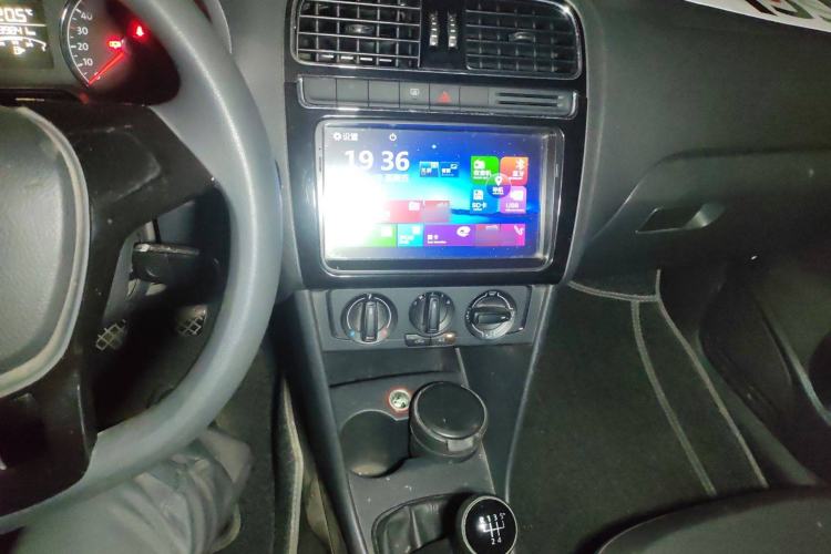 Used Volkswagen Polo 2014 1.4L Manual Fashion Edition