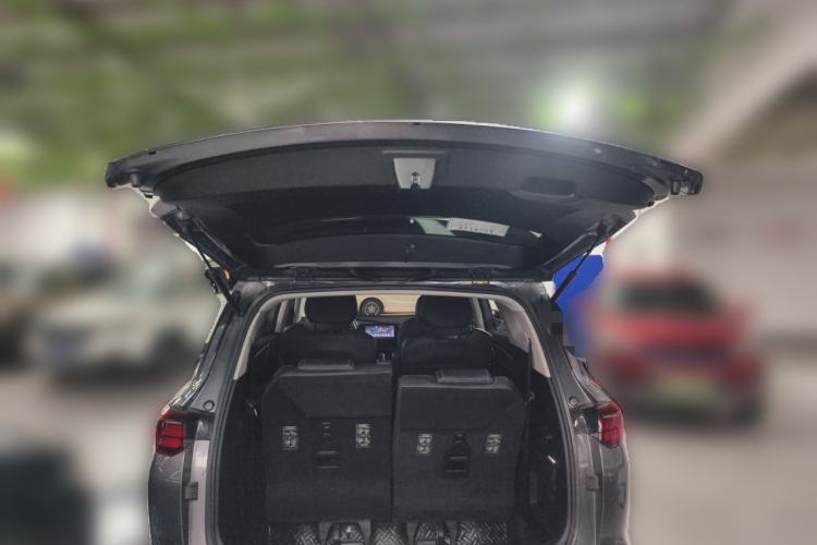 Used Wuling Victory 2022 280T 1.5T CVT Flagship Edition Trunk