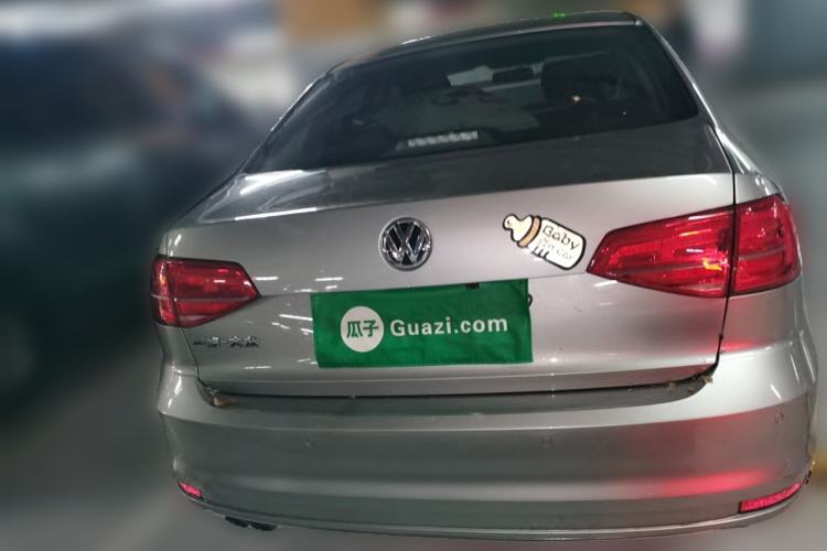 Used Volkswagen Sagitar 2015 230TSI Automatic Comfort Version
