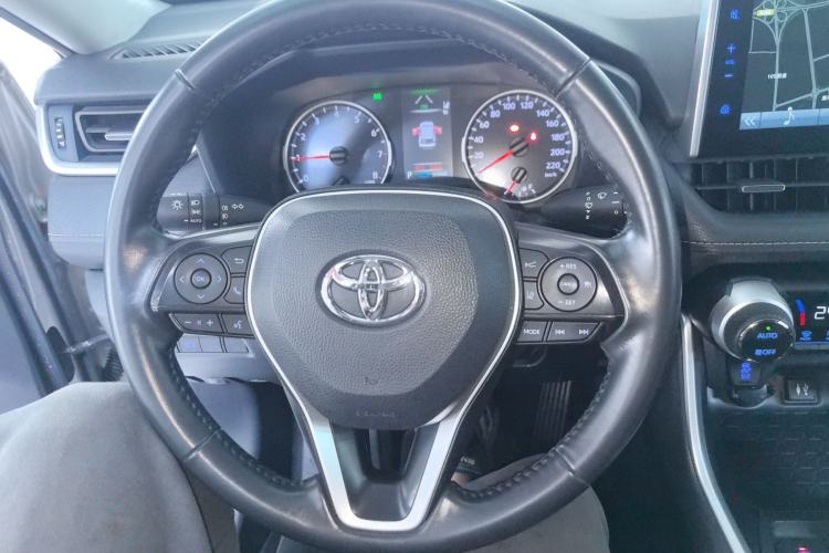Used Toyota Wildlander 2021 2.0L CVT Two-Wheel Drive Luxury Edition Steering Wheel
