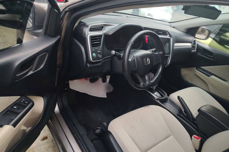 Used Honda Greiz 2016 1.5L CVT Classic Edition
