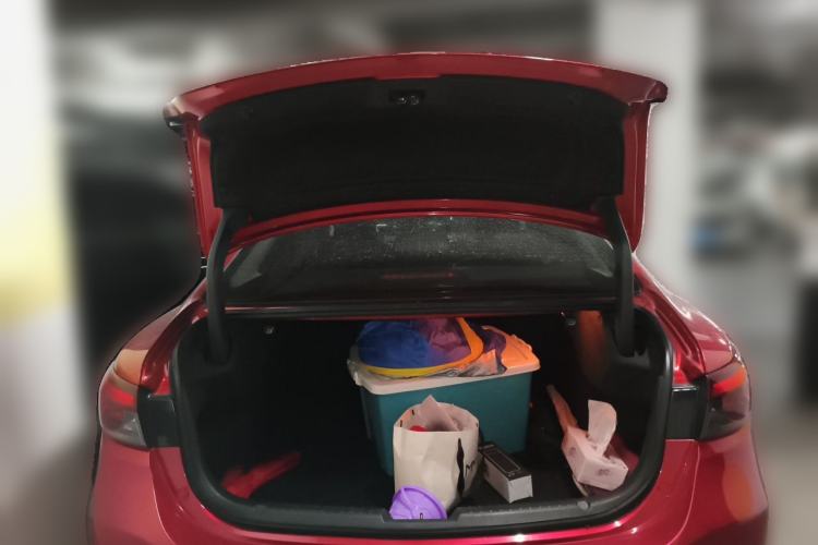 Used Mazda Atenza 2017 2.0L Blue Sky Luxury Edition
