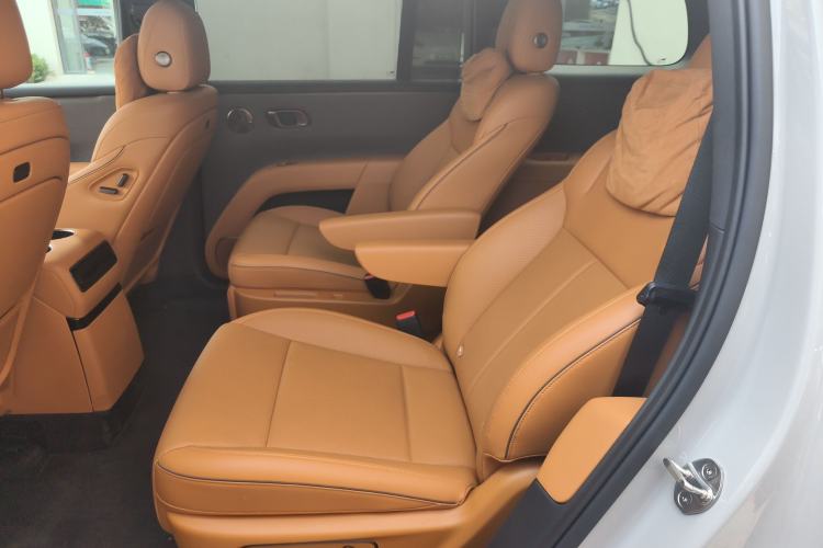 Used Li Auto i8 2025 Model Standard Version Left Rear Seat